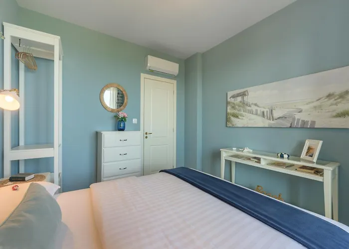 Διαμέρισμα Blue Lagoon